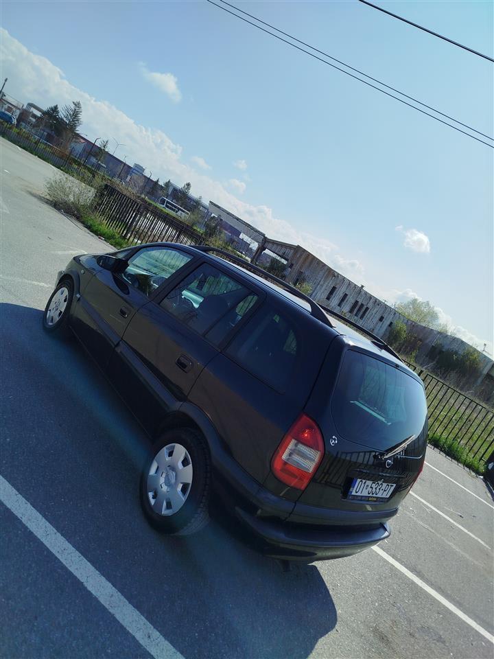 opel-zafira-2-2-2004