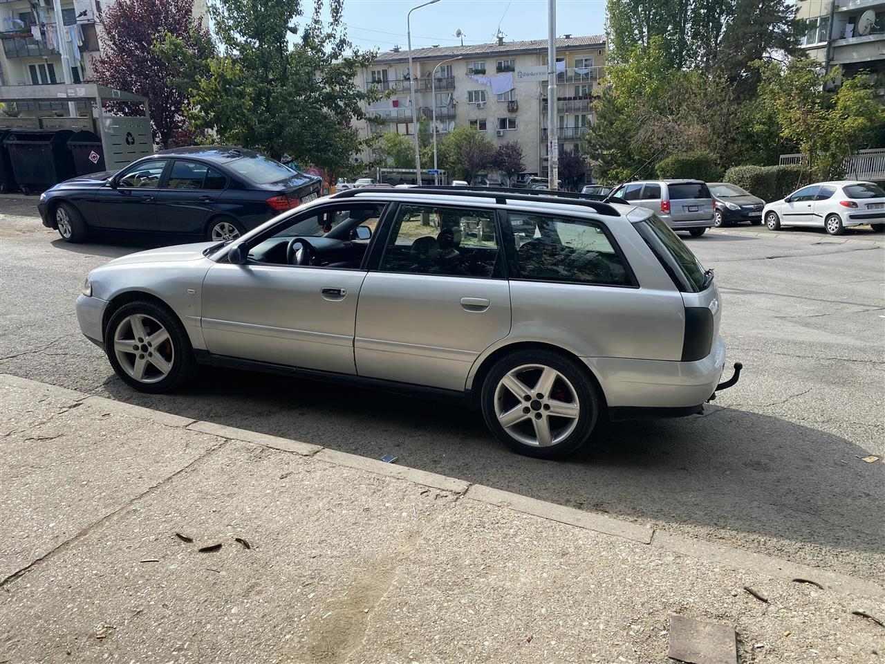 Audi-A4-