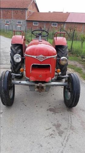 Traktor