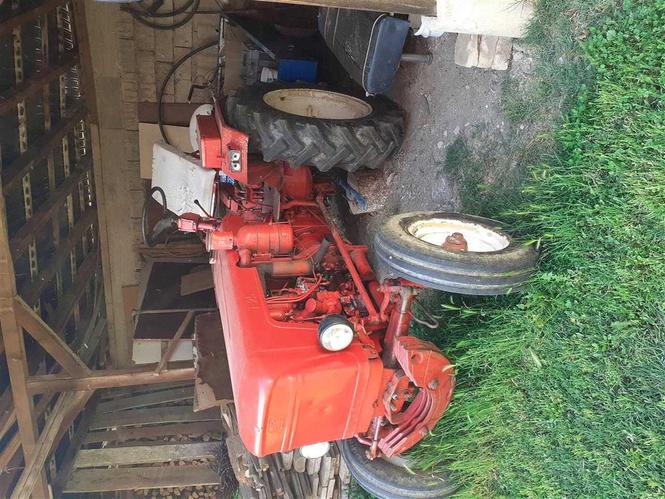 Traktor rus shiter