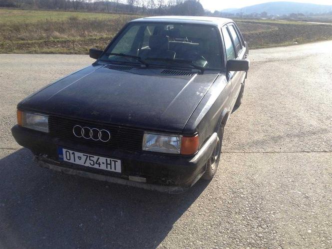 Audi 80