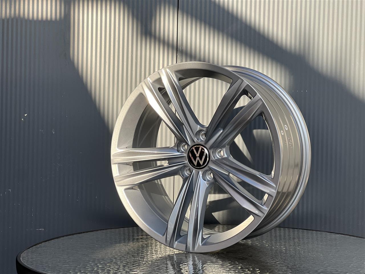 Fellne-18-Coll-Audi-Vw--R-Line-2024