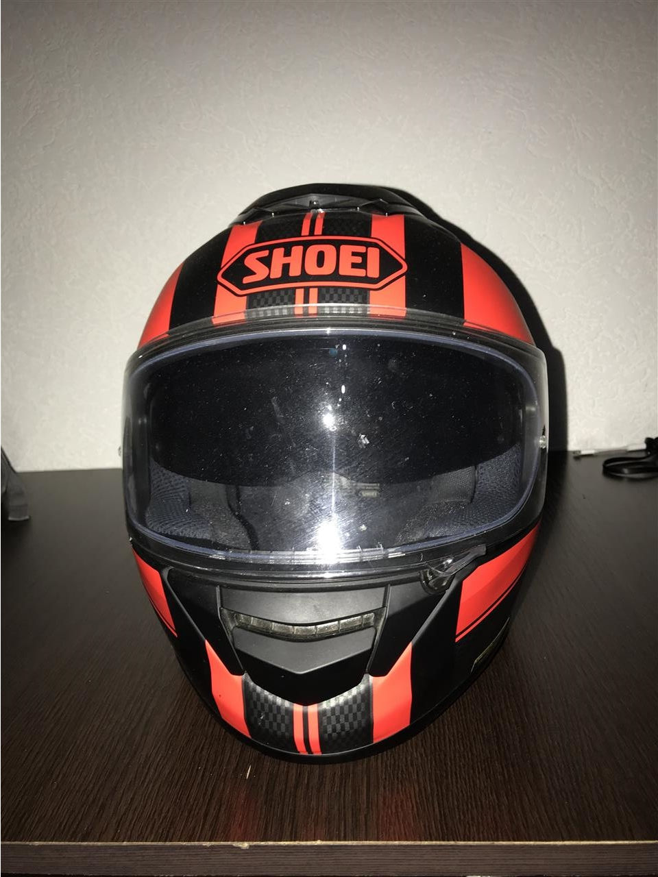 Shitet-Helmeta-SHOEI