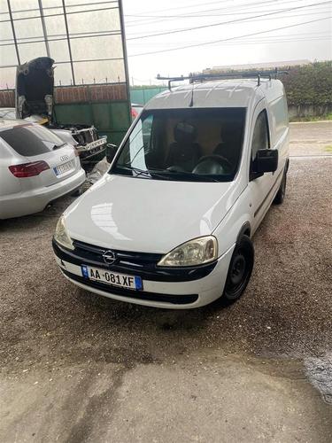 Shitet opel combo