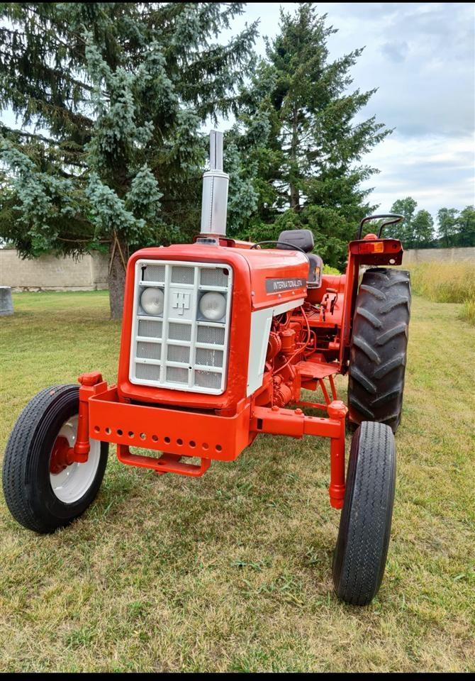 TRAKTOR-INTERNATIONAL-574--74-KW