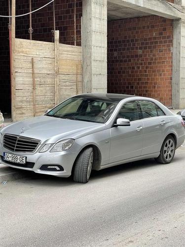 Mercedes E220