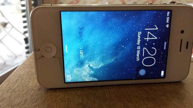 iPhone 4
