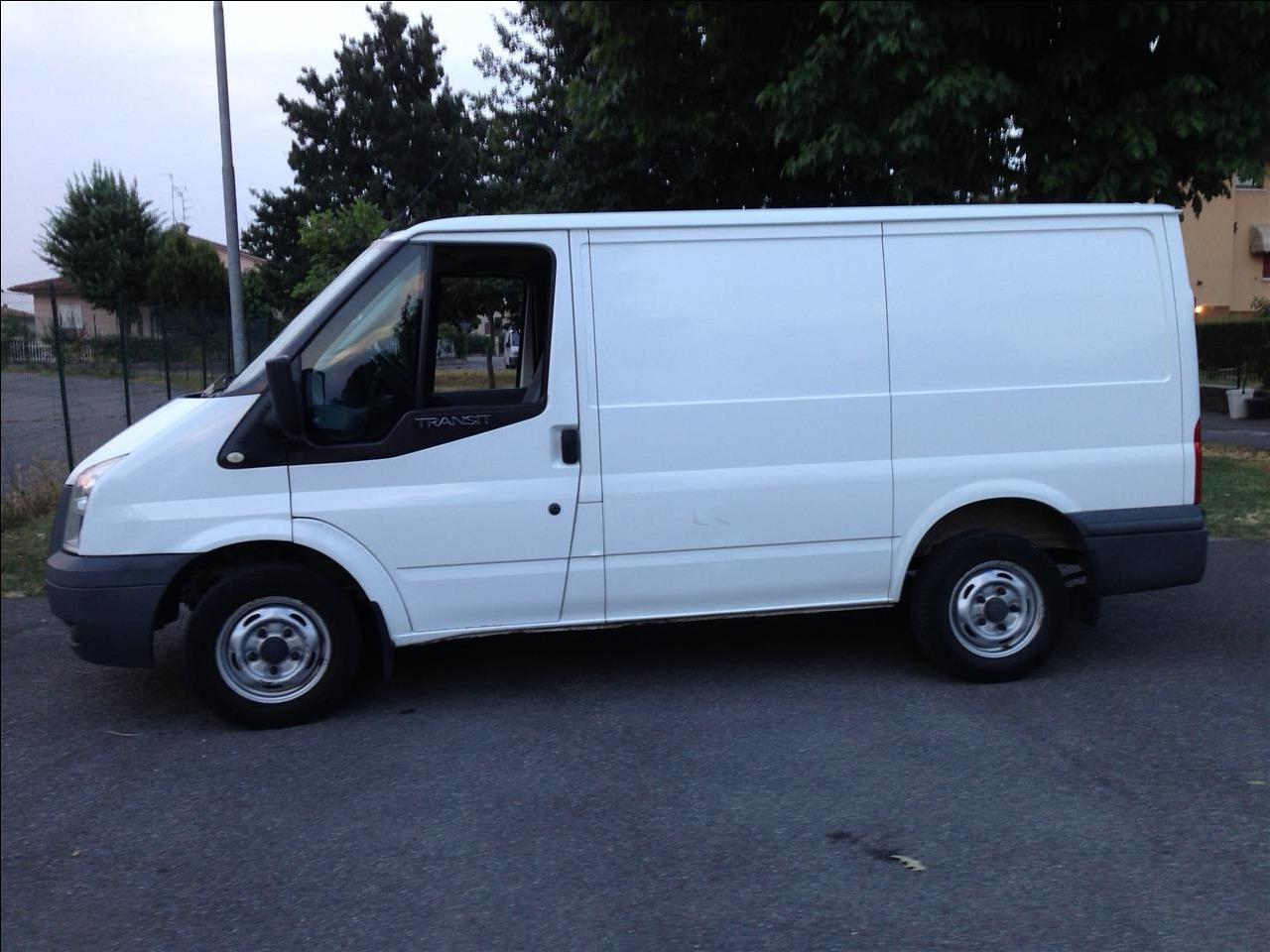 FORD-TRANSIT--2009-