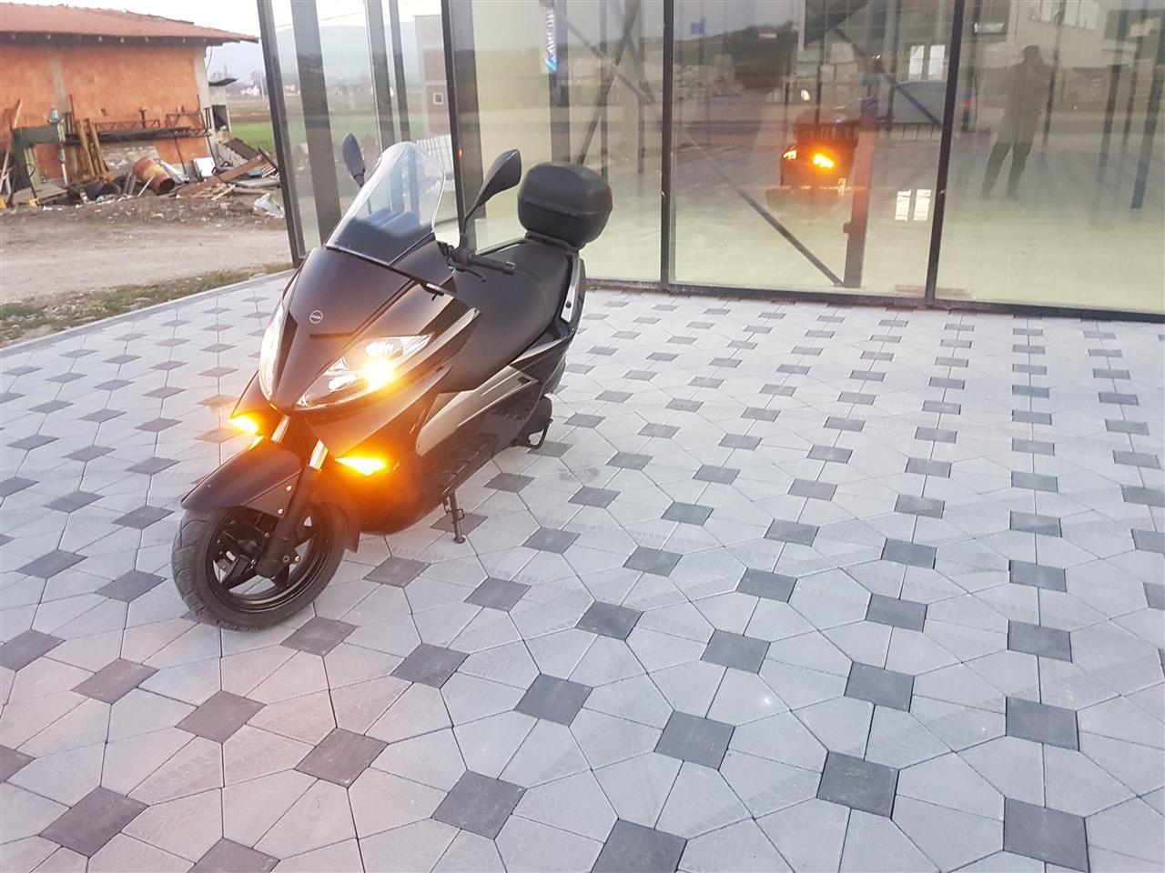 skuter-250-cc