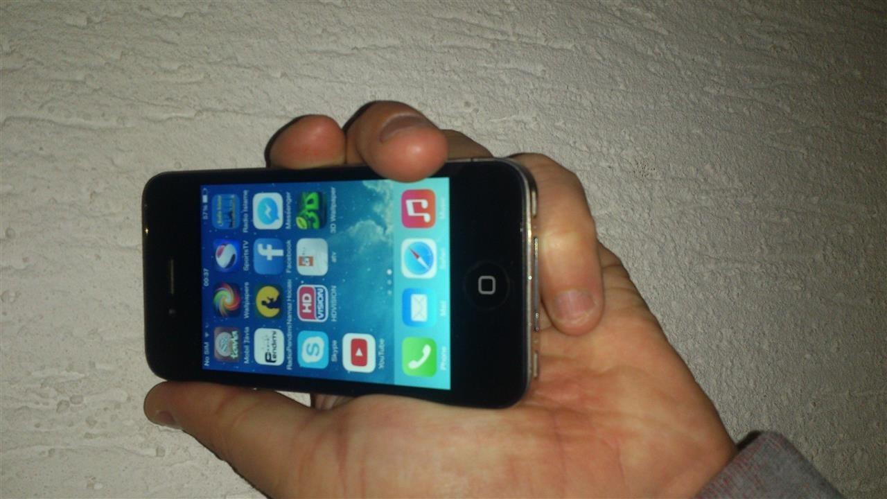 Esht-shit-iphone-4-
