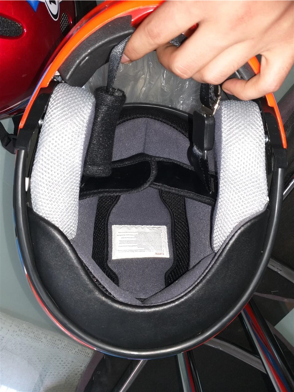 Helmeta