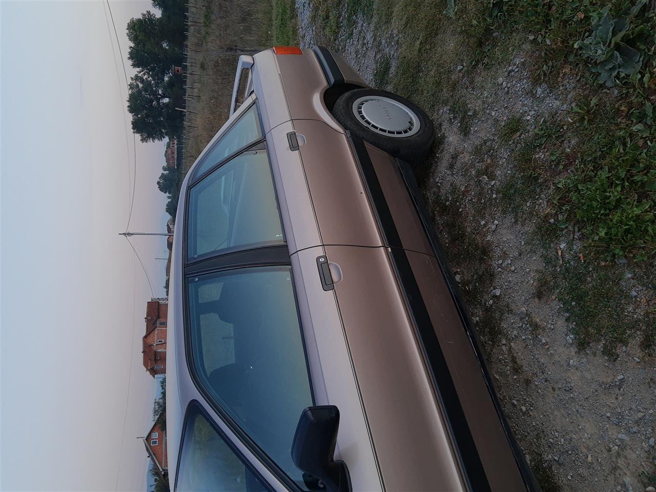 Audi-80-