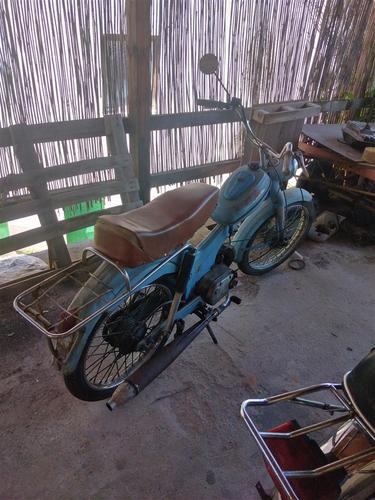 Tomos