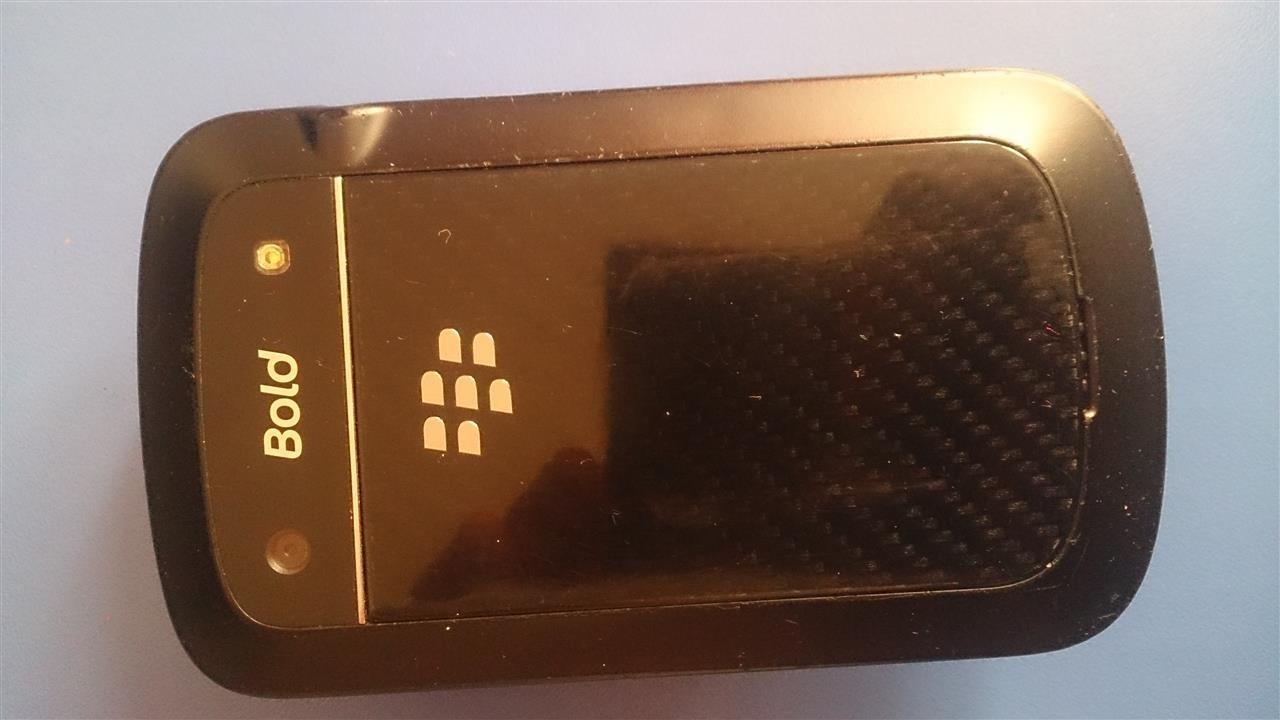 Blackberry-Bold-9900