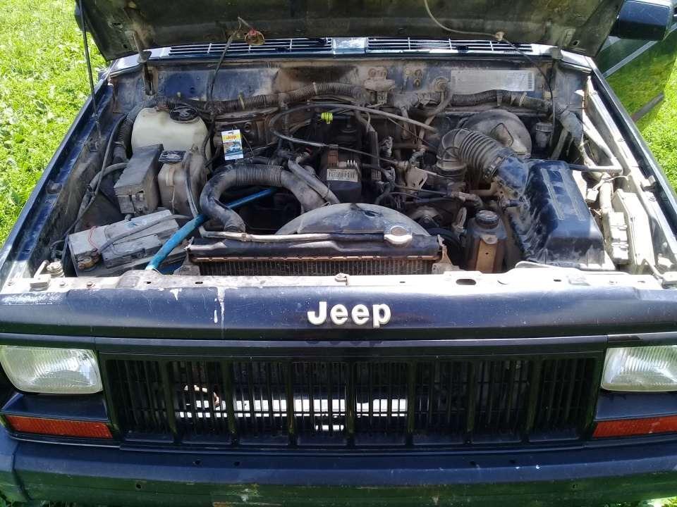 Jeep-Cherokee-