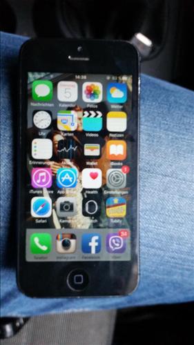 shes IPHON 5