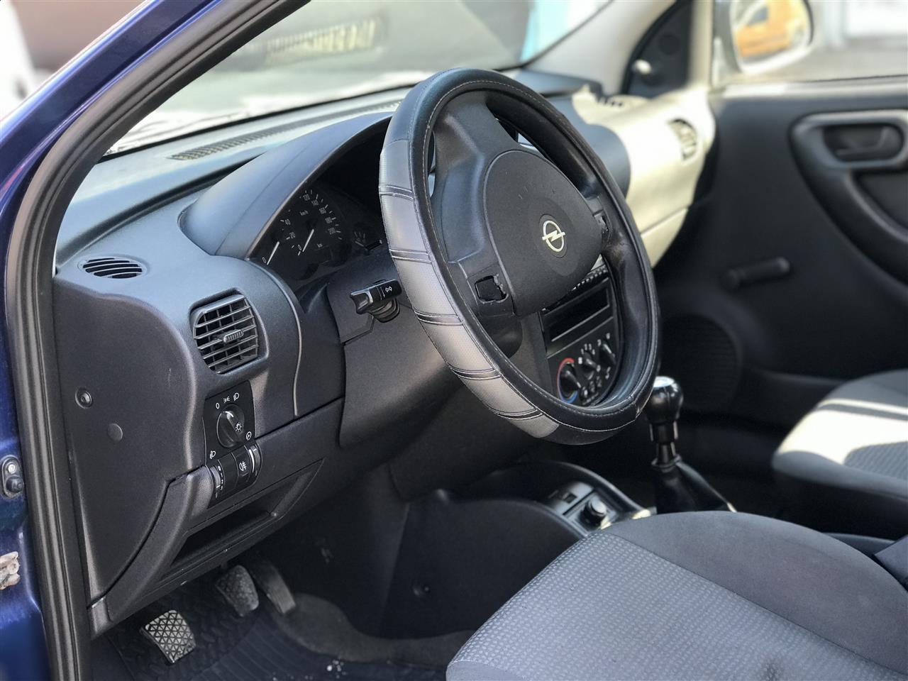 Opel-Corsa