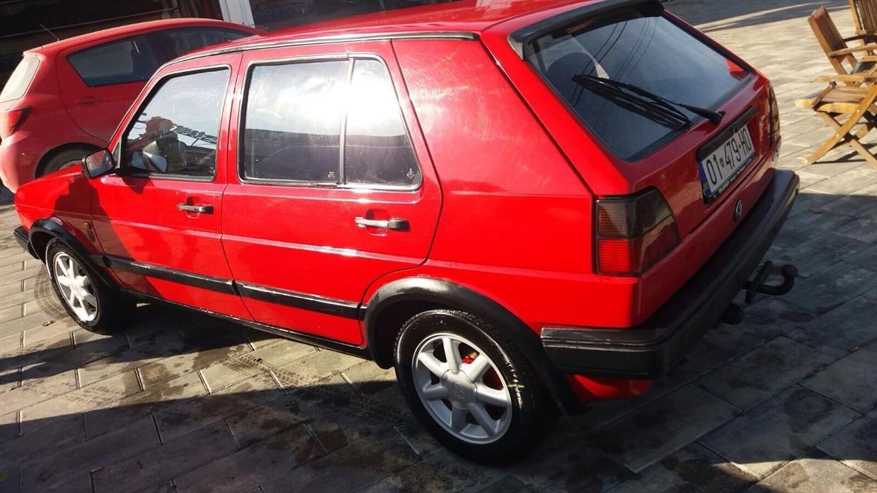 VW-GOLF-2