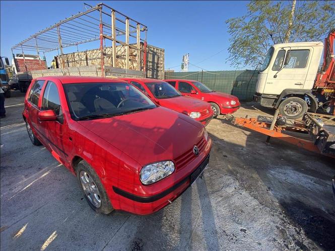 Golf 4