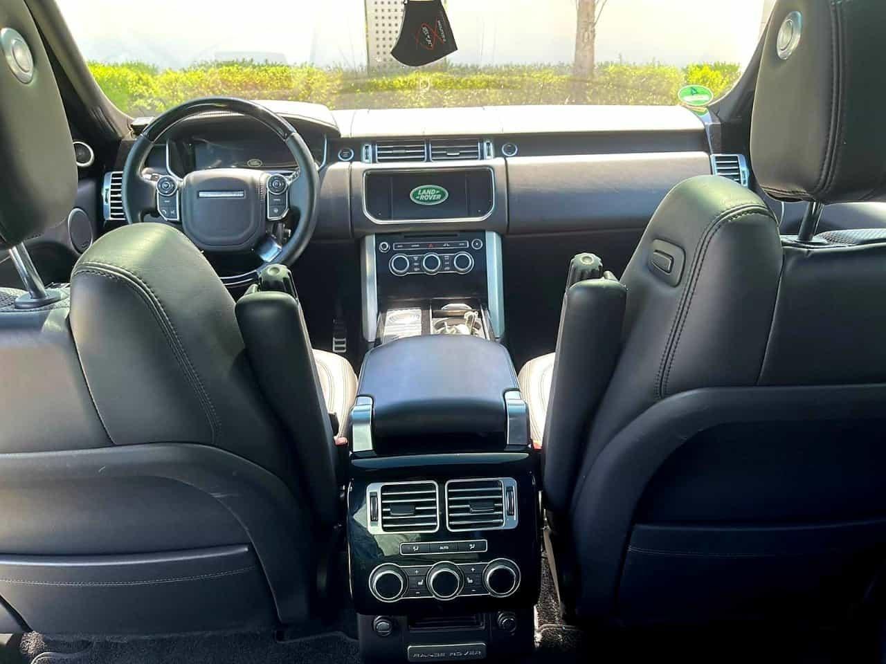 Rang-Rover-2016