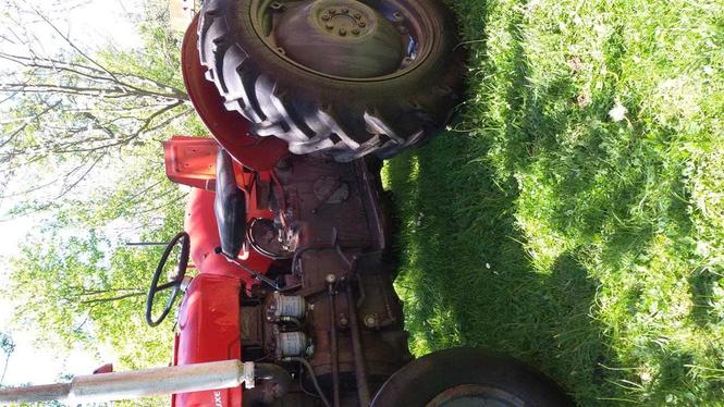 Traktor 539
