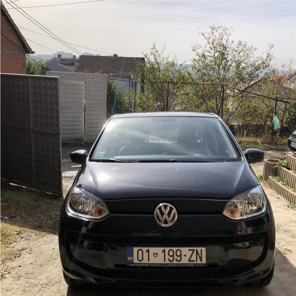 VW-UP--2013