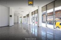 Lokal 180m² + 200m² me #QIRA te Qendra e Vjetër.