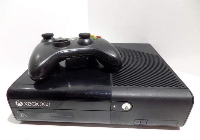 XBOX E 