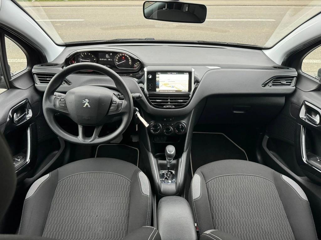 PEUGEOT-208-Allure-Automatik--Vetem-100-mij-km-------------