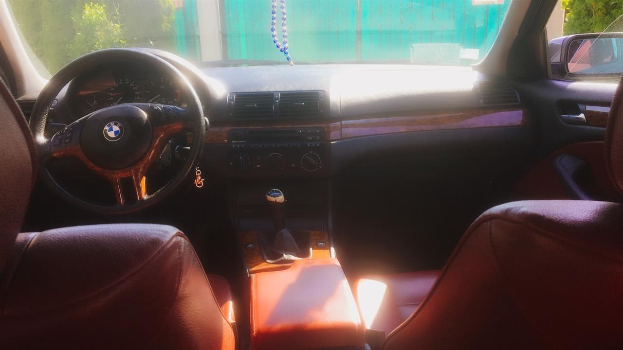 BMW-320D