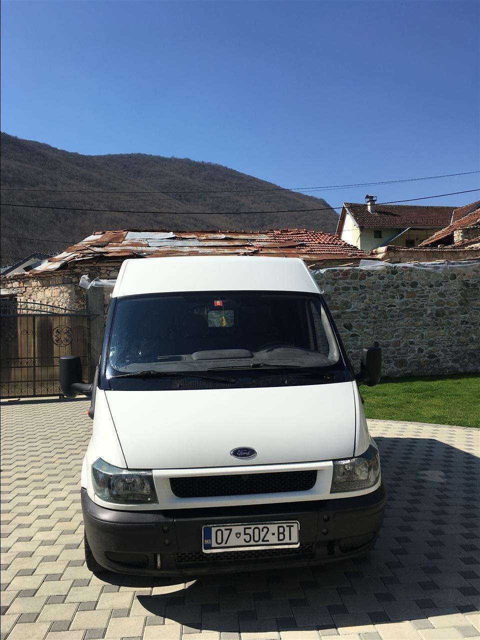 Shitet-busi-Ford-transit-
