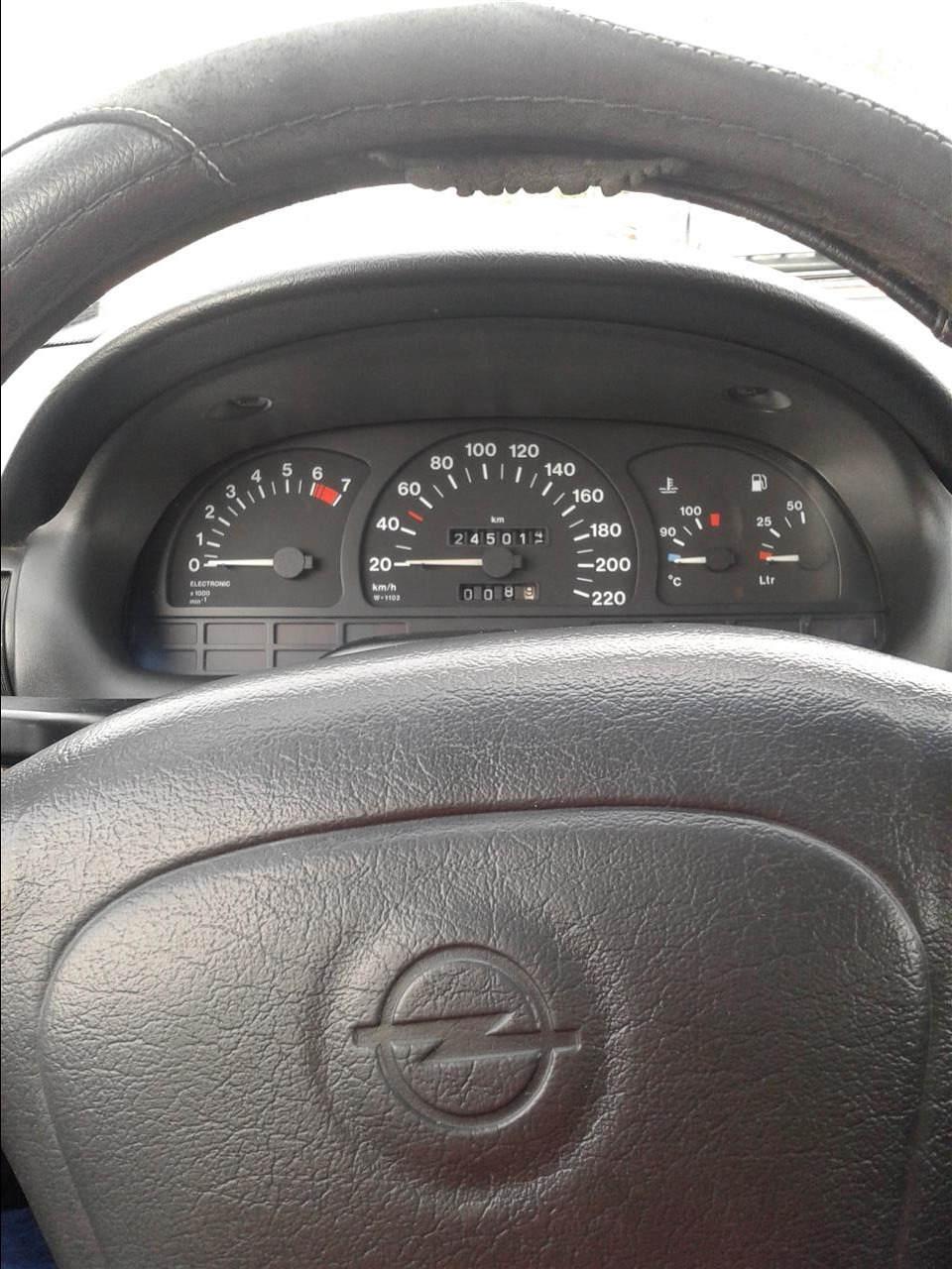 Opel-Astra
