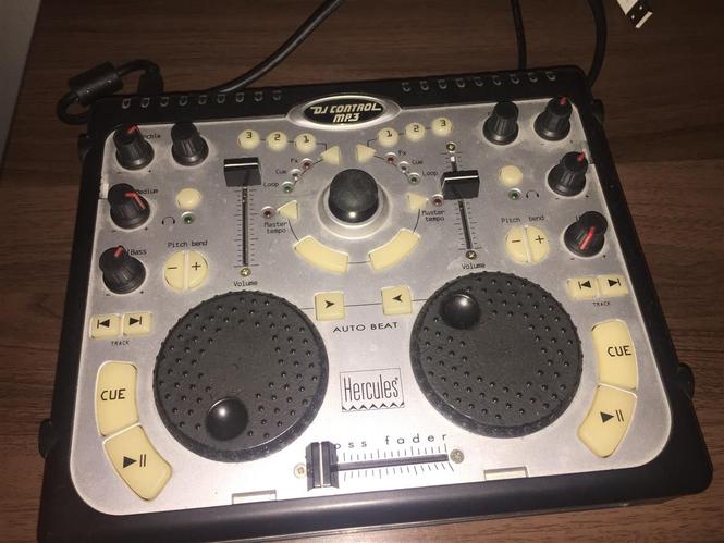 Dj controller hercules