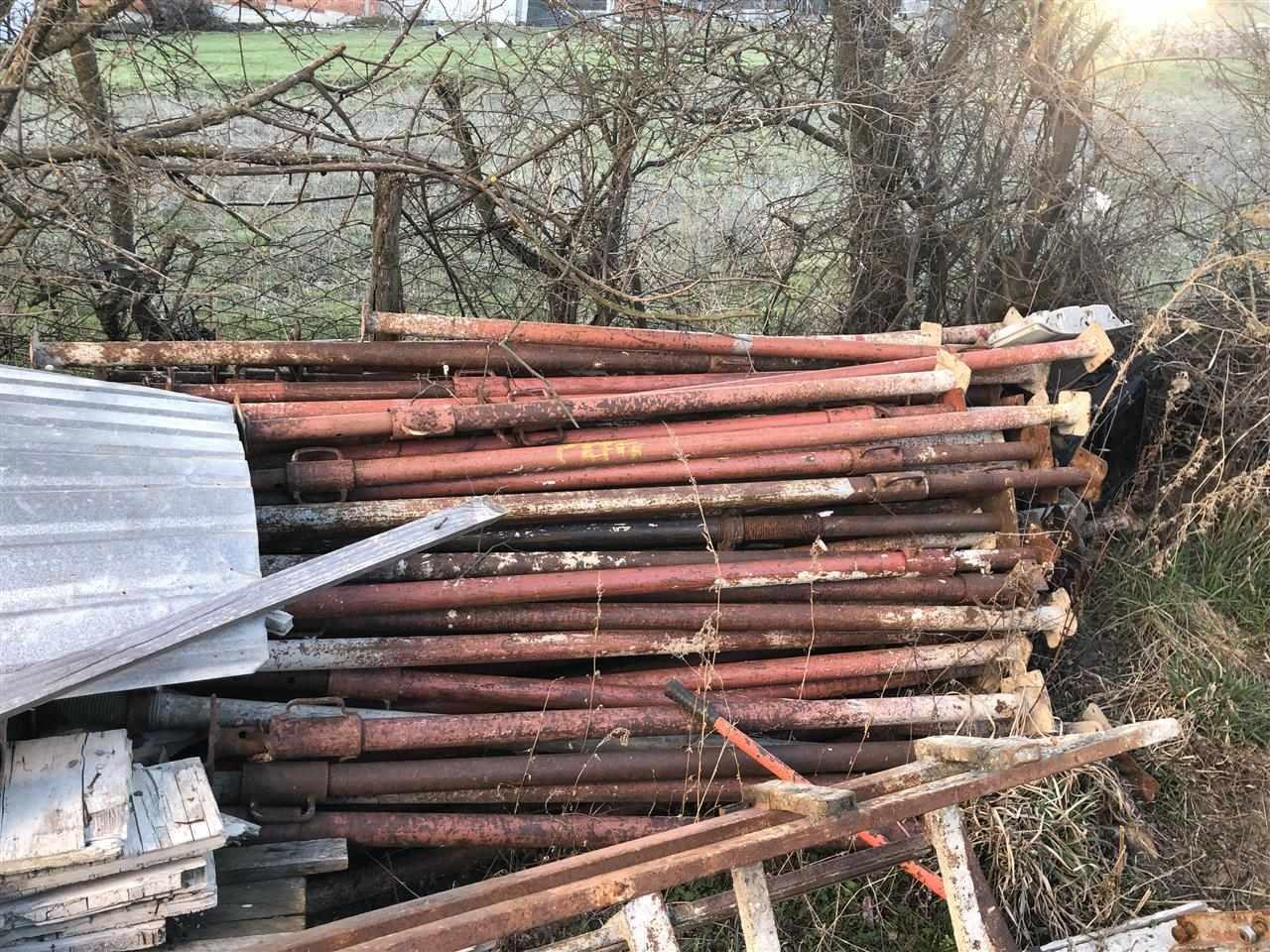 Materiale-ndertimore