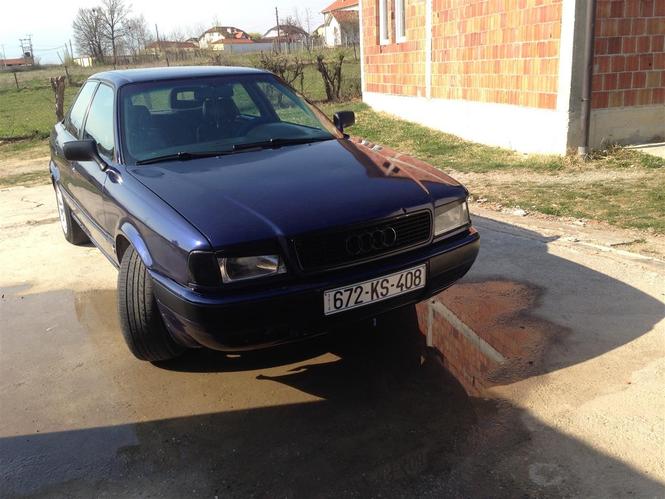 Audi 80B4