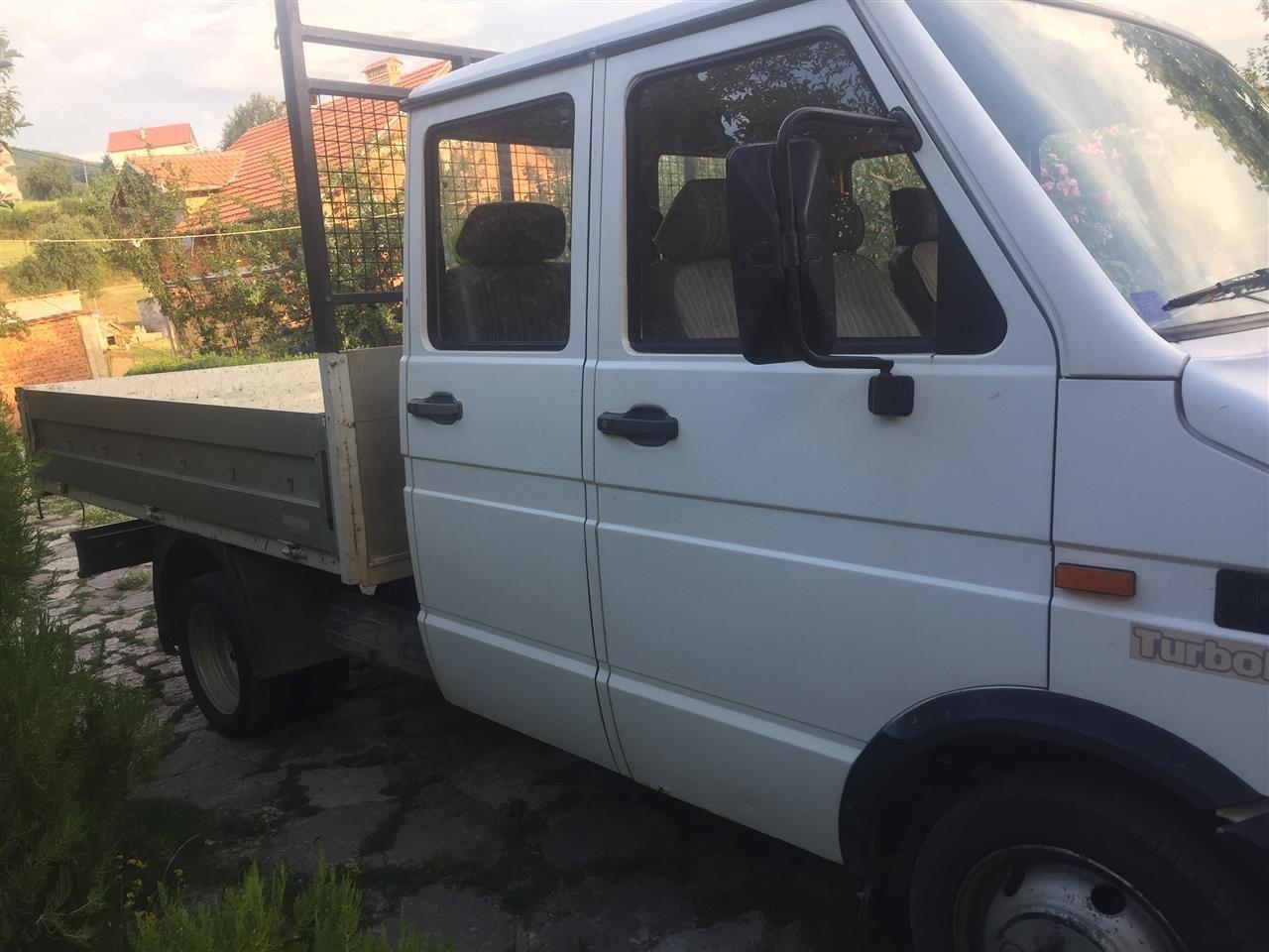 Iveco-35-10
