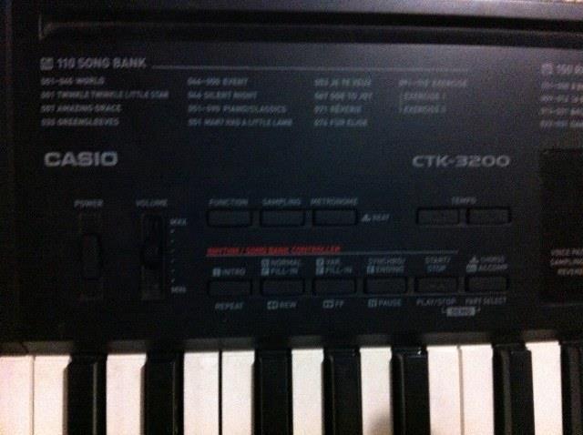 KEYBOARD CASIO