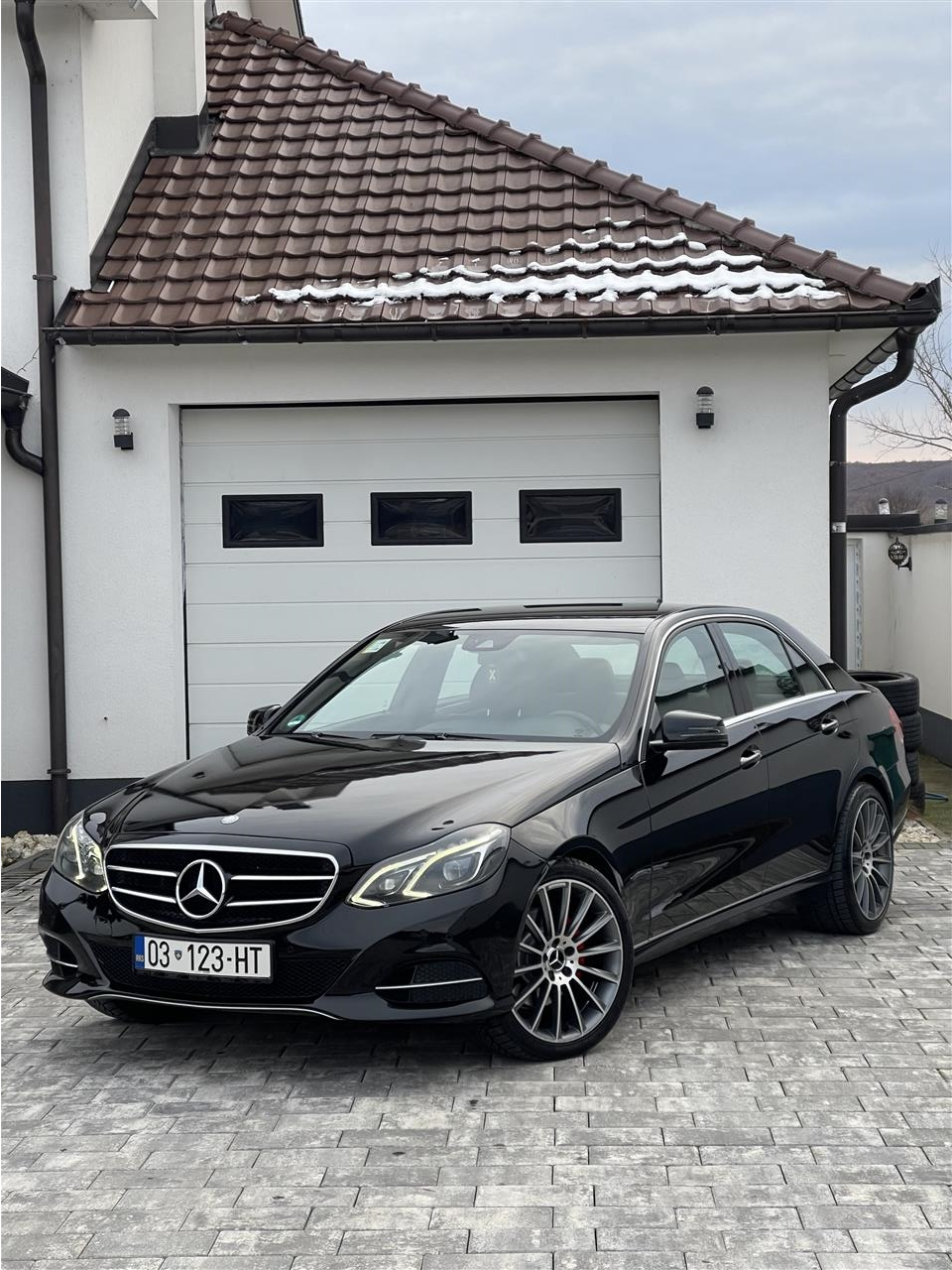 Mercedes-E250-Automatic-G7