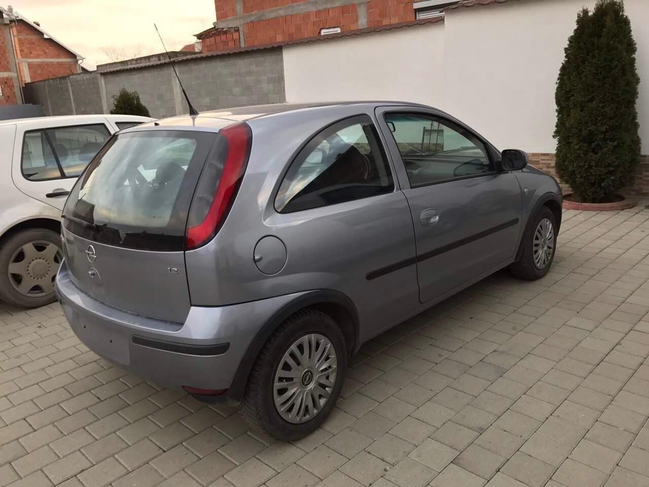 Shitet-opel-corsa-1-2-