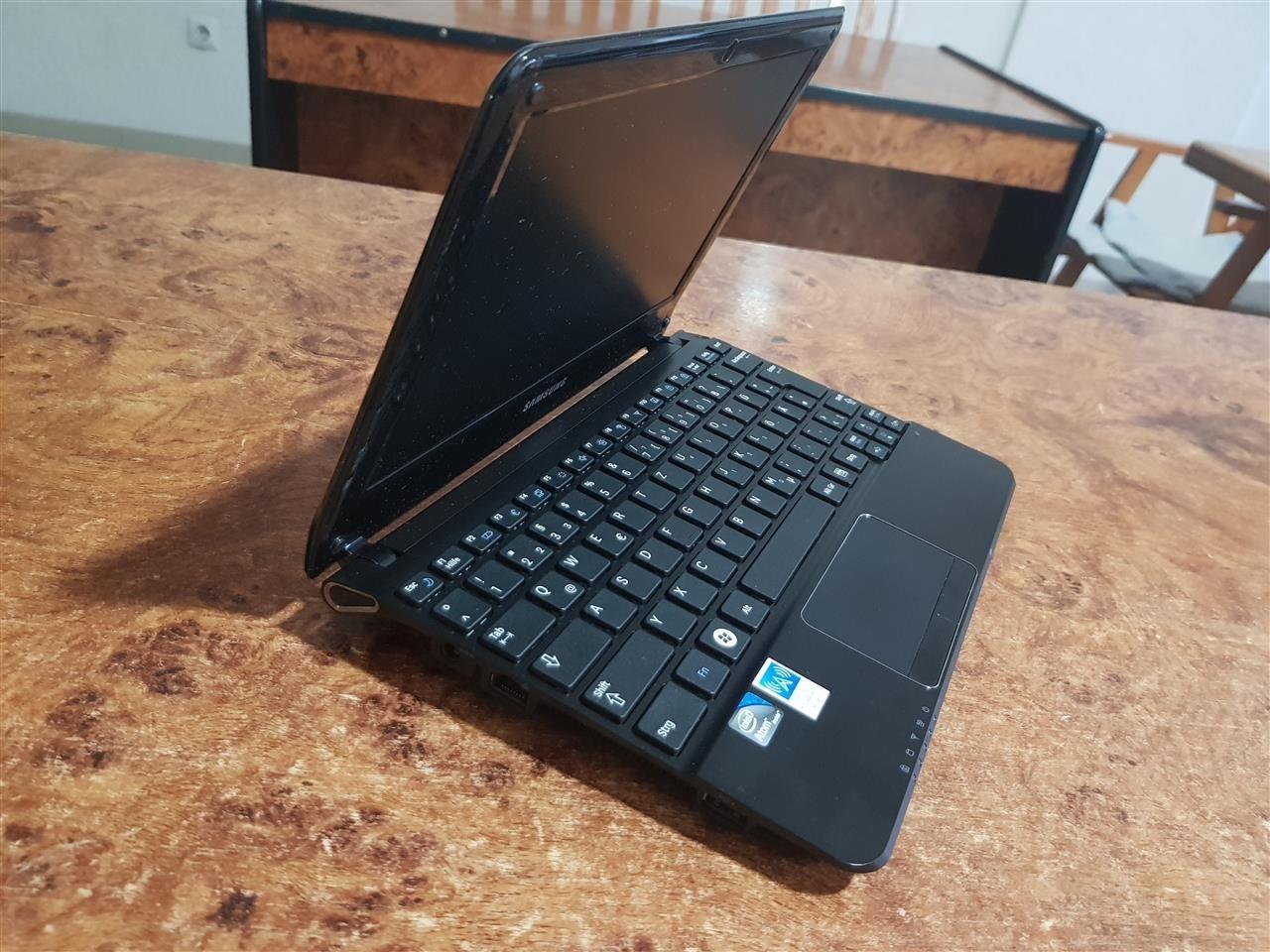 Samsung-Nc110
