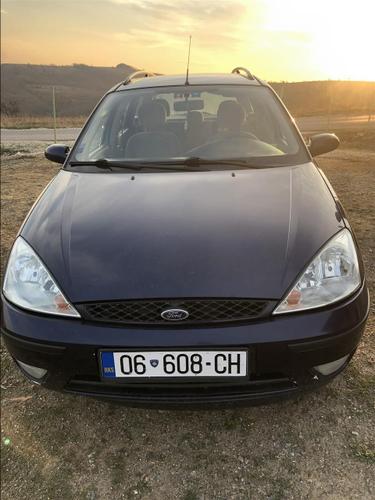 Shitet ford focus