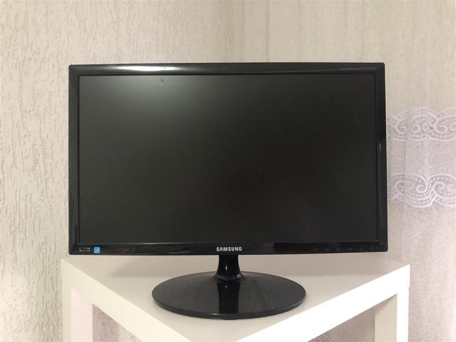 Monitor 22’