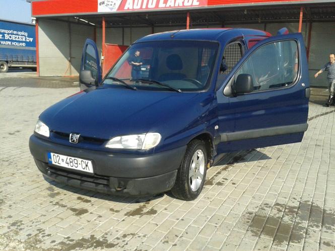 Shitet Peugot Partner