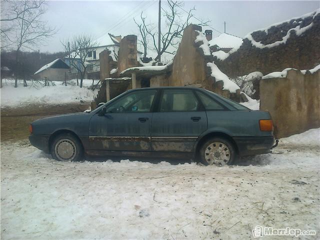 Audi -89
