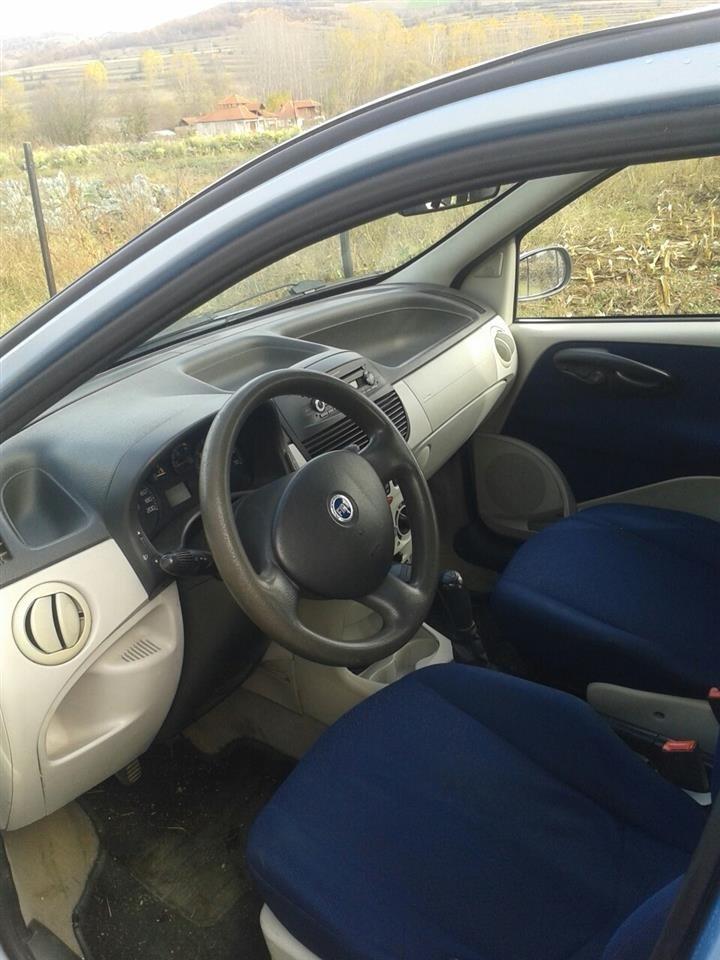 Fiat-Punto-1-3-JTD