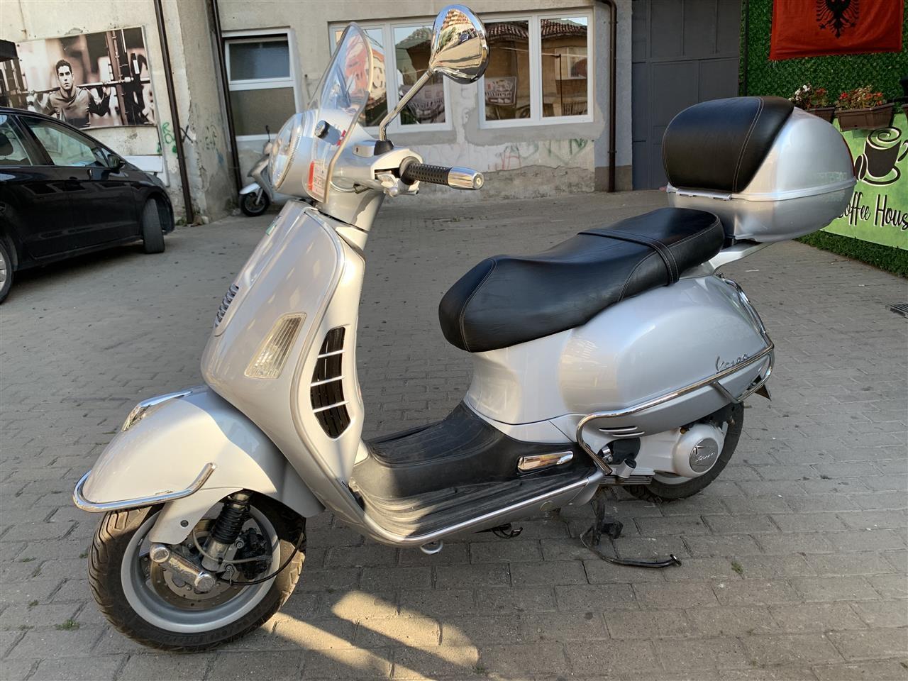 2500