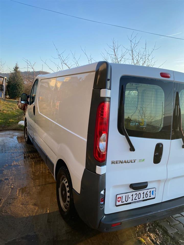 Renault-Trafic-2-0-dizel