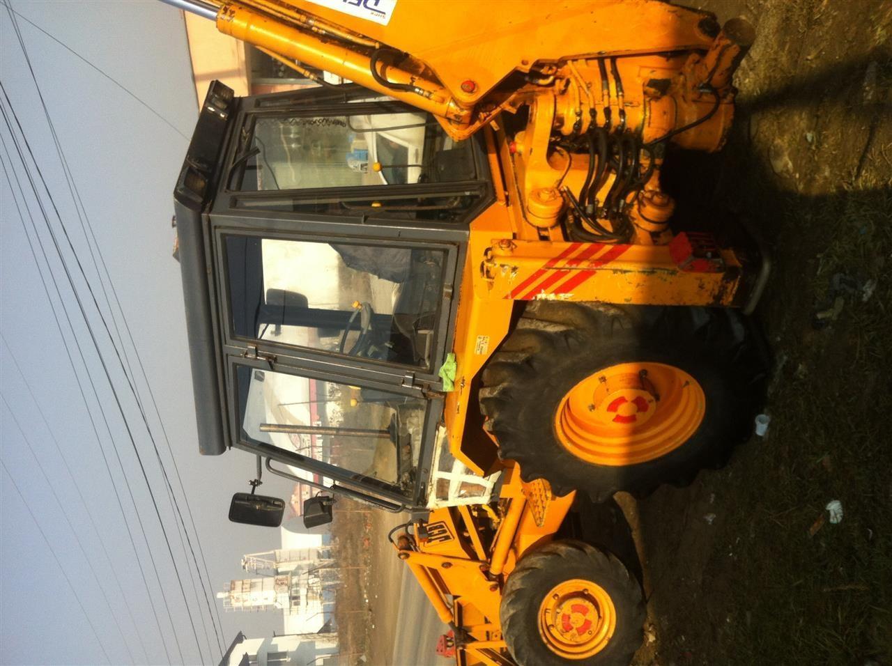 Skip--JCB-3cx