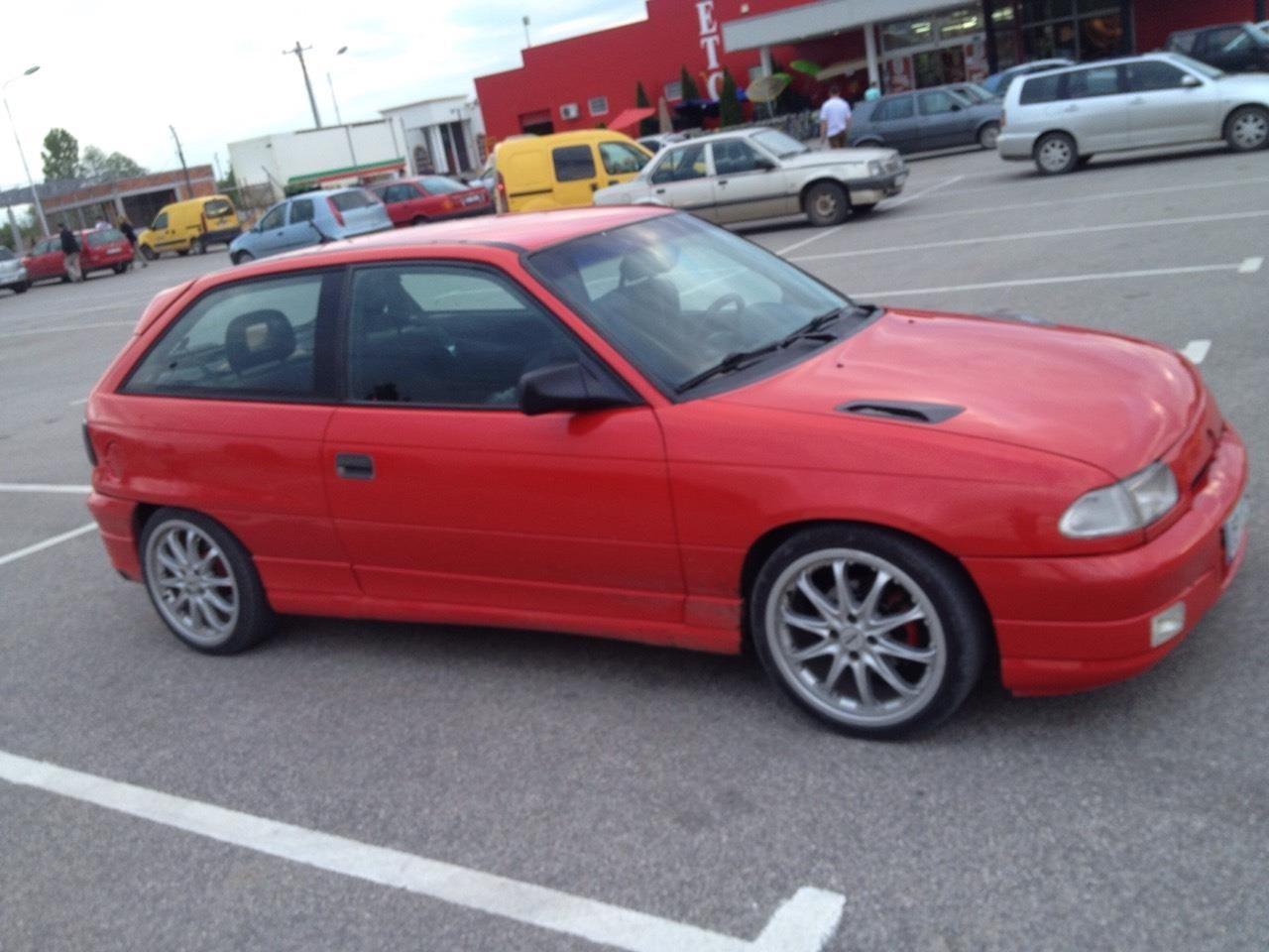 Opel-Astra