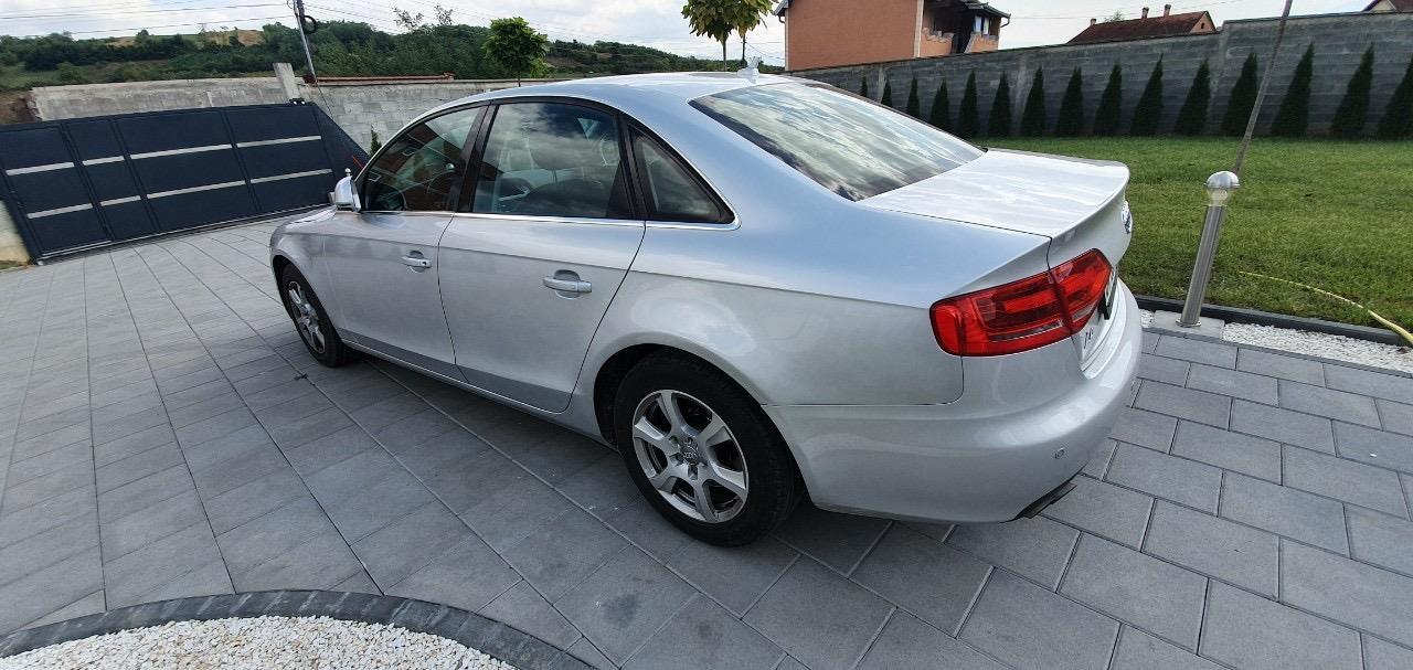 Audi-A4